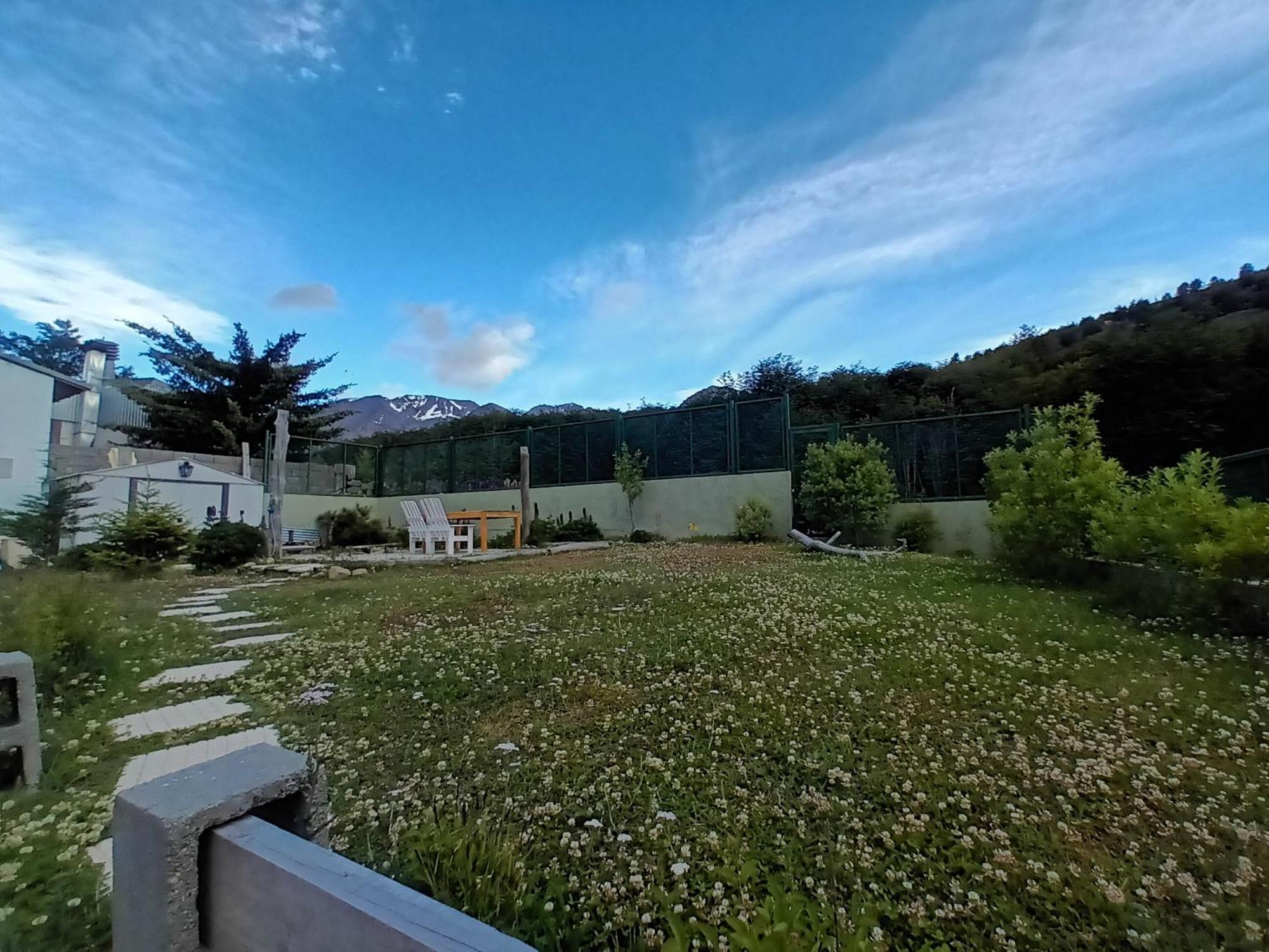 Buenavida Guesthouse Ushuaia Dış mekan fotoğraf